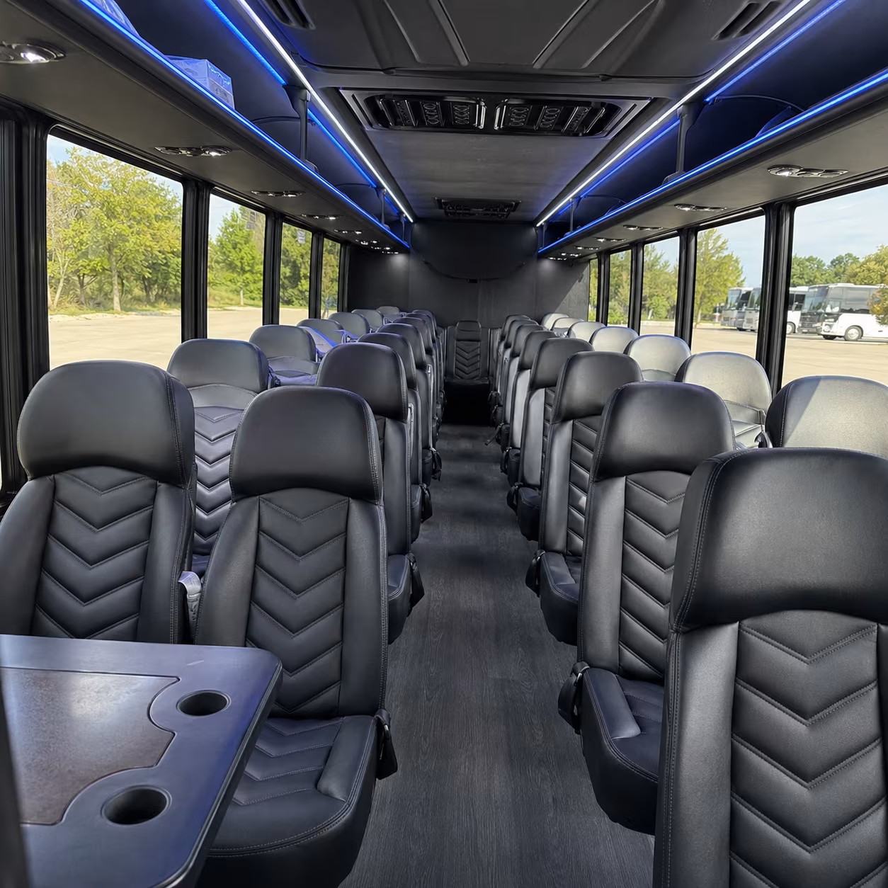 Kansas City Winery Tour & Pub Crawl Transportation party bus exterior