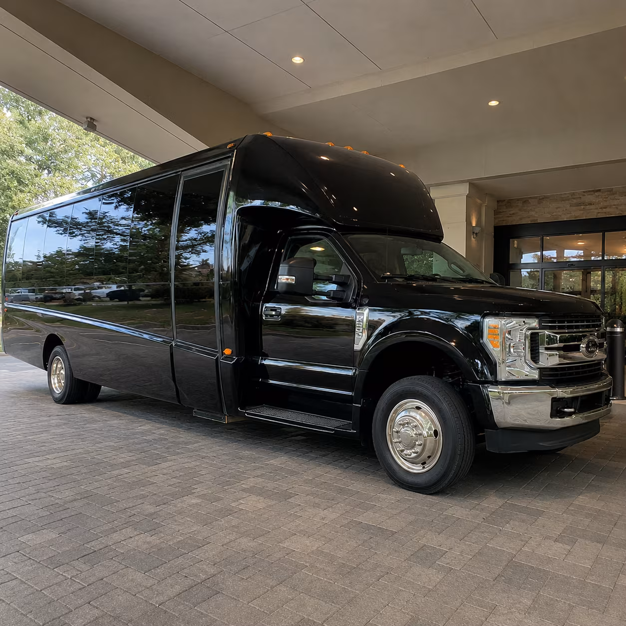 Lee's Summit Wedding Transportation & Shuttle Service
